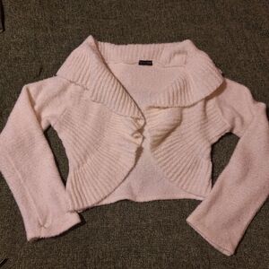 Ivory Women's Shrug with Ribbed Collar